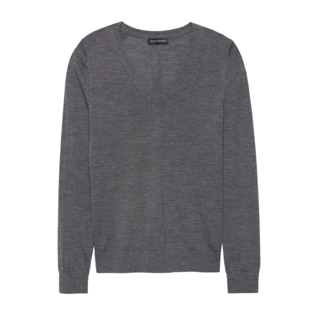 Light Grey Long Sleeved Sweater